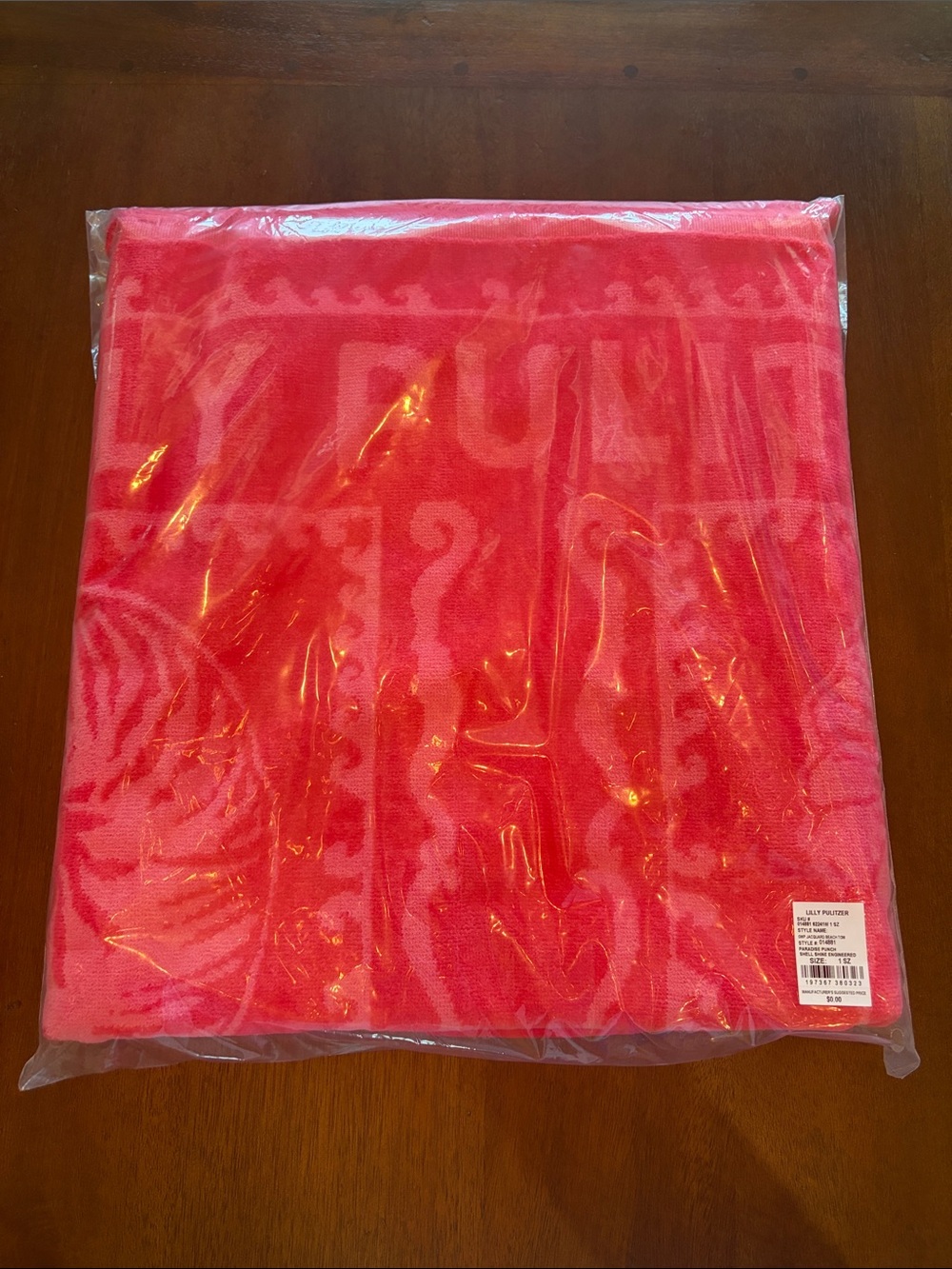 Lilly Pulitzer Jacquard Beach Towel - Paradise Punch